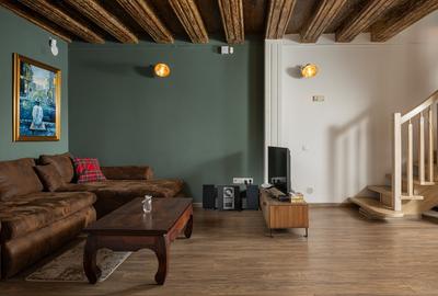 Apartament cu 2 camere decomandat în Centrul Istoric