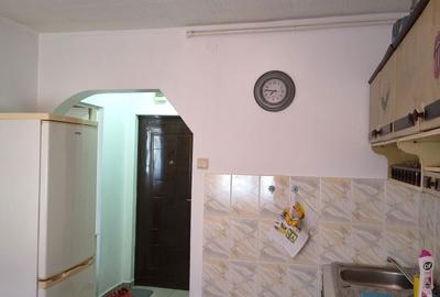 Garsonieră decomandată în Central - 2