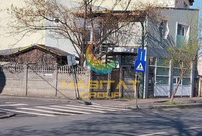 Casă individuală cu 6 camere cu Teren 240 Mp în Eroii Revoluției - 15