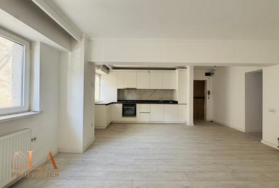 Apartament cu 3 camere decomandat în Panduri - 3