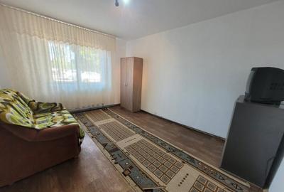 Apartament 2 camere, Aleea Plopilor, zona 9 Mai Apartament 2 camere, Aleea Plopilor, zona 9 Mai - 3