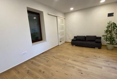 Spatiu de birou intr-o vila moderna , 2 incaperi ,42mp ,zona Parcul Feroviarilor - 2