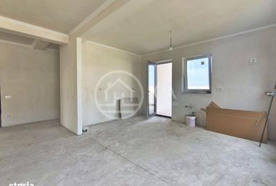Casă cu 4 camere decomandat în Sântandrei - 9