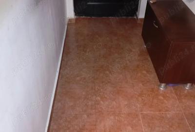 Garsonieră semidecomandată în Titan