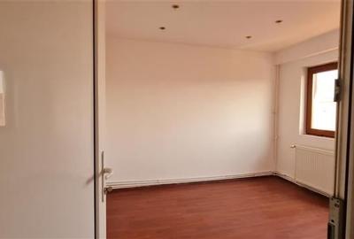 APARTAMENT 3 CAMERE ALFA - 7