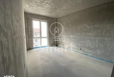 Apartament cu 3 camere semidecomandat în Florești - 18