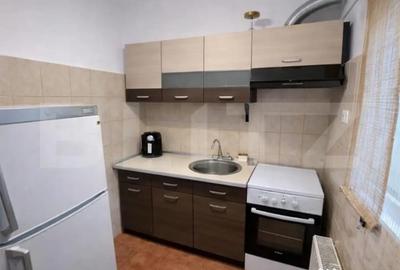 Apartament cu 3 camere semidecomandat în Dacia - 2