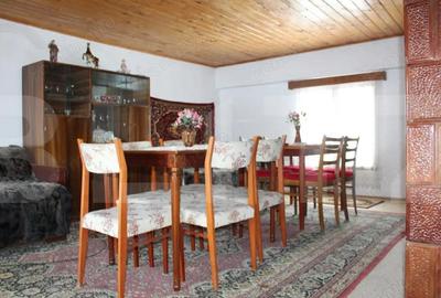 Casă cu 3 camere cu Teren 2880 Mp în Boroșneu Mare - 13