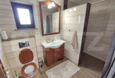 Casă cu 4 camere cu Teren 2500 Mp în Central - 7