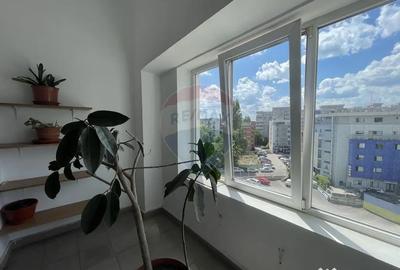 Apartament cu 4 camere decomandat în P-ța Victoriei - 12