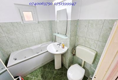 Apartament cu 2 camere decomandat în Micro 16