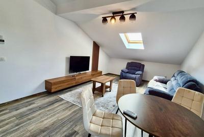 Apartament la mansarda in Tractorul - 3