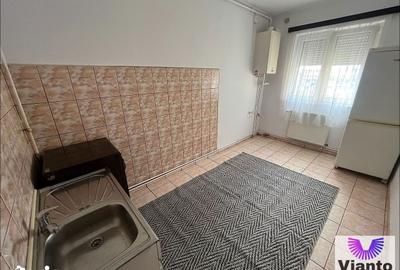 Apartament cu 3 camere semidecomandat, mobilat în Țiglari - 3