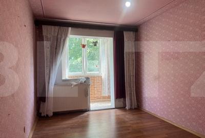 Apartament de vanzare, cu 4 camere, 65 mp, zona Dacia - 2