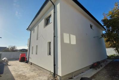 Casă cu 4 camere cu Teren 457 Mp în Central - 6