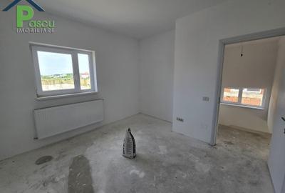 Casă cu 3 camere cu Canalizare în Central - 4