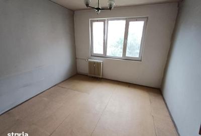 Apartament cu 3 camere decomandat în Decebal - 13