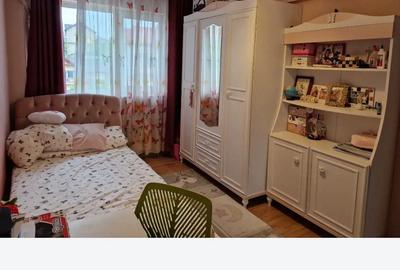 Vand urgent apartament 3 camere - 2