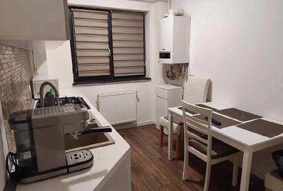 Apartament cu 2 camere decomandat în Tractorul - 1
