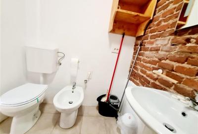 Apartament cu 2 camere semidecomandat, mobilat în Central - 12