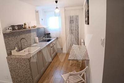 Apartament cu 2 camere decomandat, mobilat în 1 Mai - 10