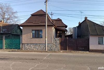 Casă cu 6 camere în Turda - 1