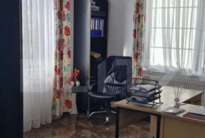 Spațiu comercial, de 300 mp, în Central - 2