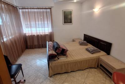 Birou, de 90 mp, în Trocadero - 16