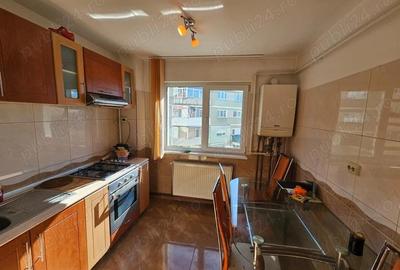 Apartament cu 2 camere de vanzare in Curtea de Arge?. - 2