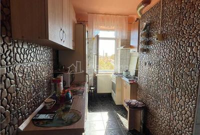 Apartament cu 3 camere semidecomandat în Lugoj - 12