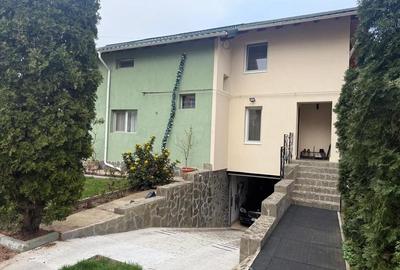 Casă cu 6 camere cu Teren 400 Mp în Micro 3 - 1