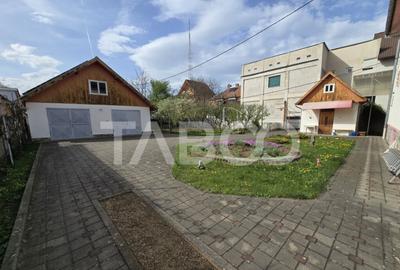 Casă cu 6 camere cu Canalizare în Sub Arini - 13