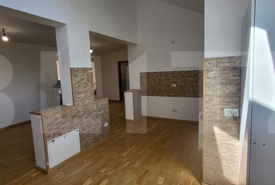 De vanzare apartament cu 3 camere foarte spatios! De vanzare apartament cu 3 camere foarte spatios! - 2