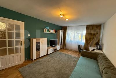 Apartament cu 3 camere decomandat, mobilat în Brazda lui Novac