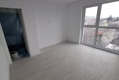 Apartament cu 3 camere decomandat în Fundeni - 4