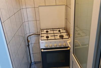 Garsonieră decomandată în Rovine - 3