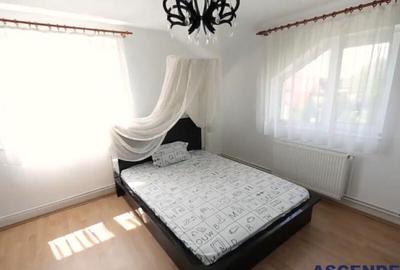 Casă cu 6 camere cu Piscina în Central