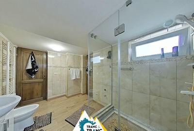 Apartament spectaculos cu 2 dormitoare pe 2 nivele la Boul Rosu - 1