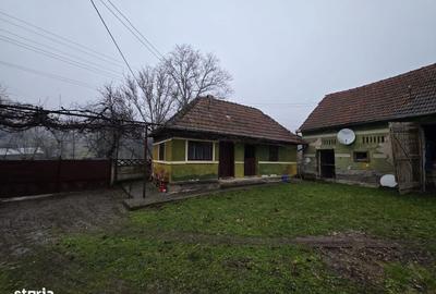 Casă cu 2 camere cu Teren 2086 Mp în Vărmaga - 10