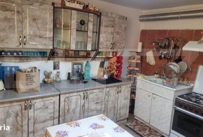 Casă cu 3 camere în Negoiești - 3