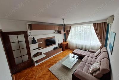 Propietar vand apartament 2 camere, decomandat, cu loc parcare ?i boxa. - 1