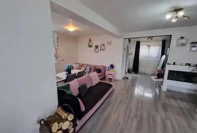 A 35 Proprietarul vinde casa amenajata ,mobilata ,utilata ,nou , Margineni Bacau, 90 mp cu teren - 10