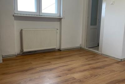 Apartament cu 3 camere în Reghin - 8