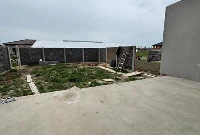 Casă cu 5 camere cu Teren 500 Mp în Șag - 2