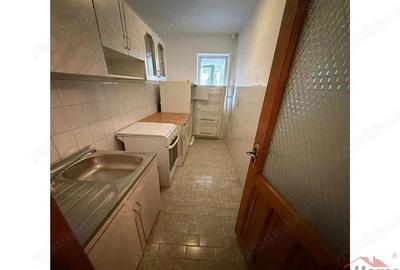 Garsoniera de vanzare - etaj 1 - 27mp - zona Brailei - Quattro - 4