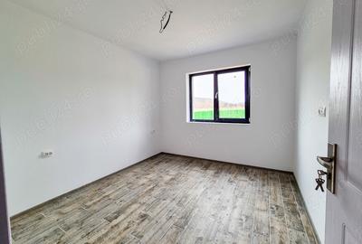 Casă cu 4 camere cu Teren 500 Mp în Drăganu - 3