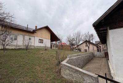 Casă cu 3 camere în Cerașu - 4