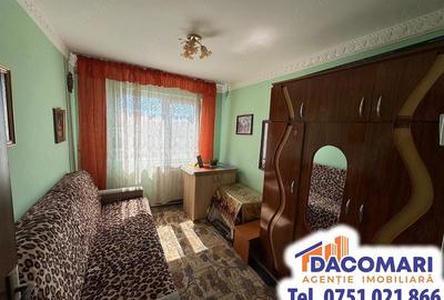 Apartament cu 3 camere semidecomandat în Micro 40 - 5