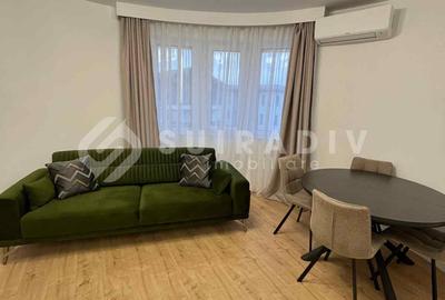 Apartament cu 3 camere semidecomandat în Europa