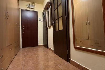 Apartament cu 3 camere, mobilat în Lujerului - 1